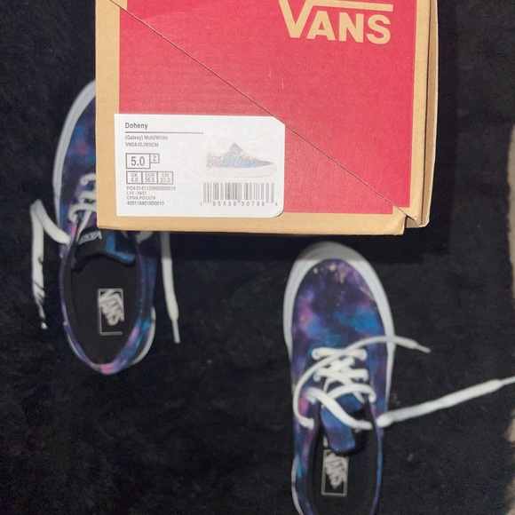 Galaxy Vans - Picture 9 of 11